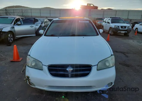 2000 Nissan Maxima Gle from USA, damaged, VIN JN1CA31D2YT559592